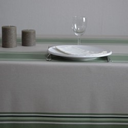 Nappe en toile enduite avec des rayures amande et naturelles pour un esprit basque sur votre table