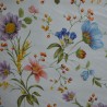 Toile cirée standard en 140 avec des fleurs des champs