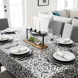 Tissu laminé au mètre Léane, au motif floral noir et blanc au style graphique