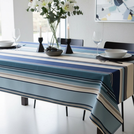 Tissu enduit au mètre Lucas, un bayadère aux rayures bleu, écru et gris pour une ambiance douce et bord de mer