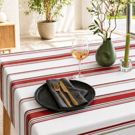 Toile cirée Rayures rouges et vertes, un motif classique aux teintes rouge, vert et blanc formé de rayures élégantes