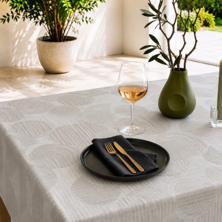 Toile cirée aux lignes géométriques